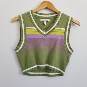 Urban Outfitters Randi Shrunken Sweater Vest Size Medium